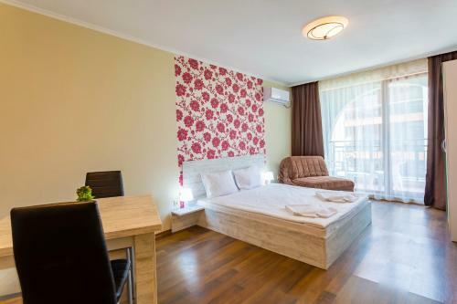 Rose Gardens Apartments