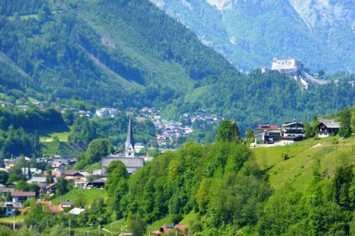 Ferienhaus H�llwart