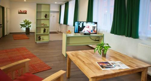 Winrooms Seminar Hotel & Apartments