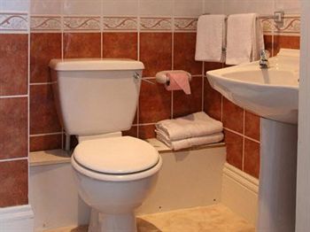 Albergue Denewood Hotel