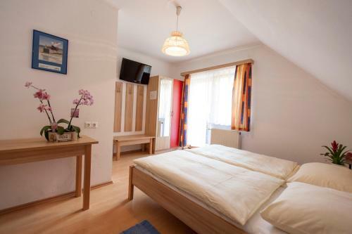 Hostal Erlebnisgasthof Moasterhaus