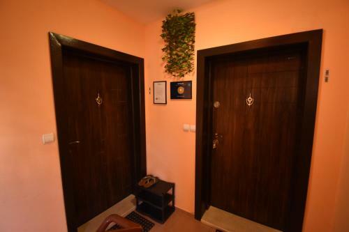 Lilia Apartments
