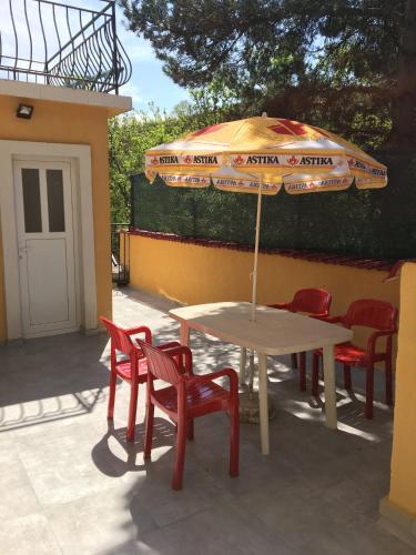 Hostal Guest House Marina Livada