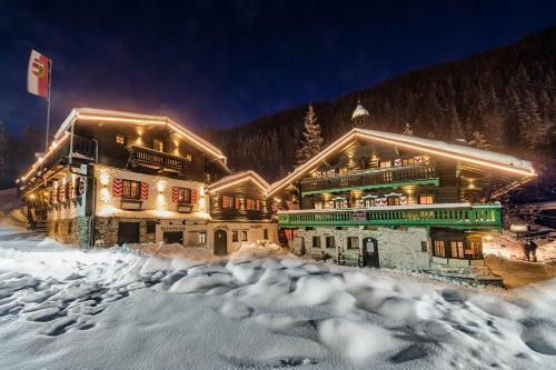 Hostal Bellevue Alm