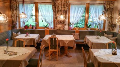 Hostal Pension Iris
