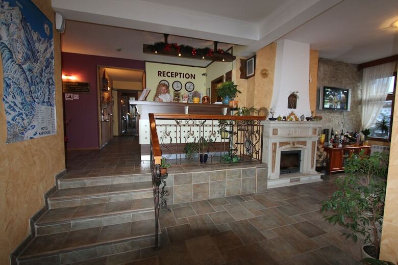 Kap House Family Hotel