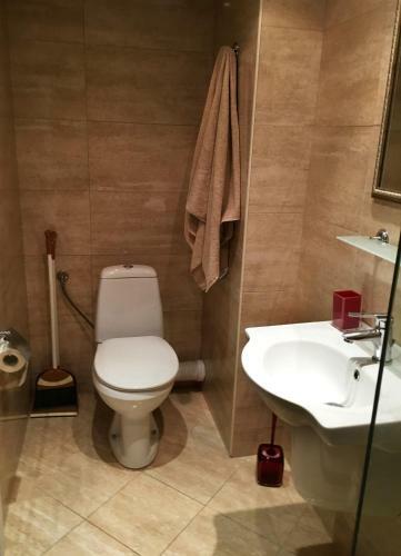 Deluxe Private Apartment