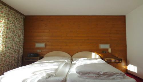 Bed & Breakfast Pension Churlis
