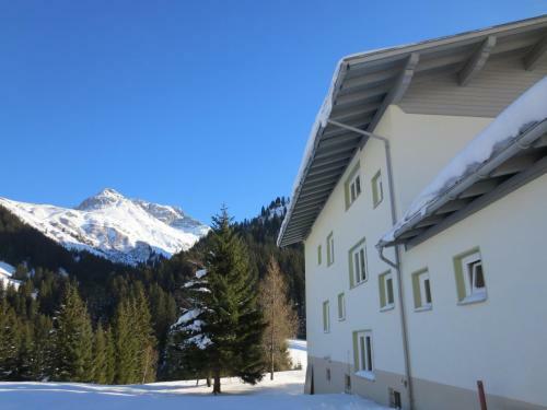 Bed & Breakfast Pension Churlis