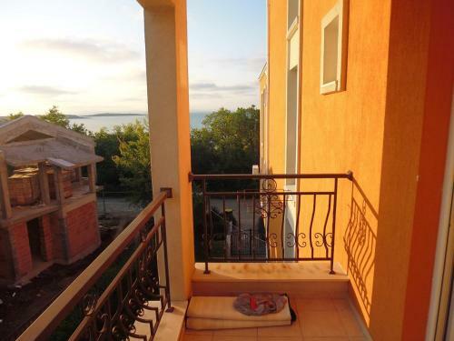 Antik 5 Apartment