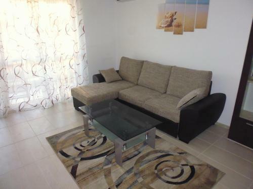 Antik 5 Apartment