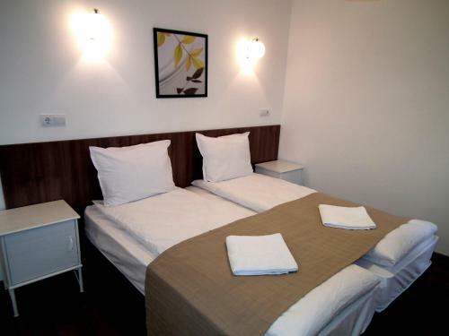 Hostal White House