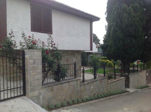 Villa Estate