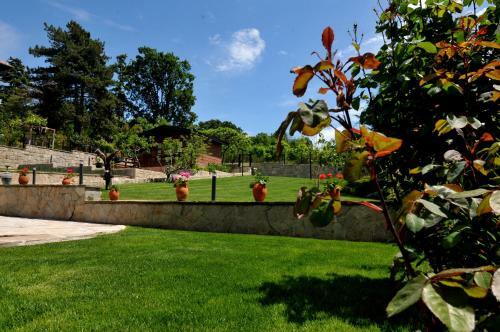 Villa Estate