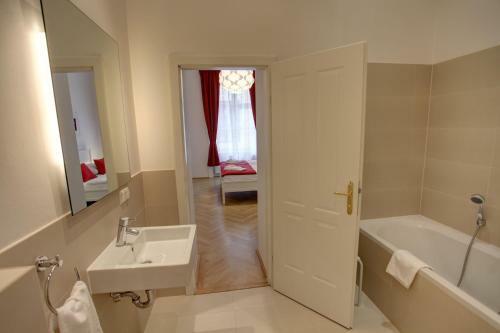 Gasser Apartments - Altstadt City Center