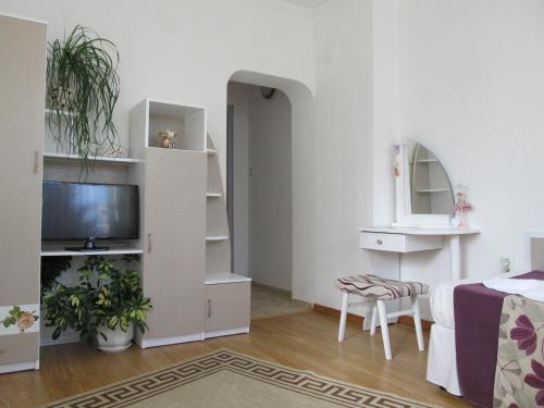 Private Home Yani Popov