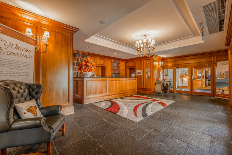 Newton Hotel