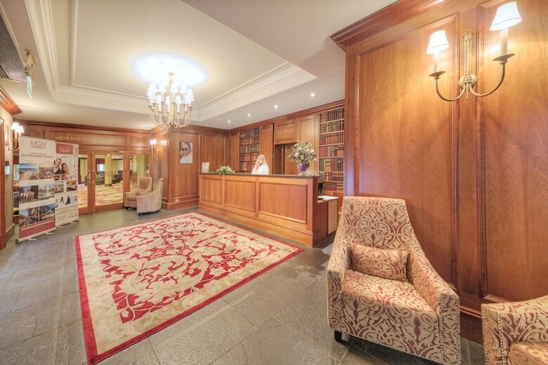 Newton Hotel