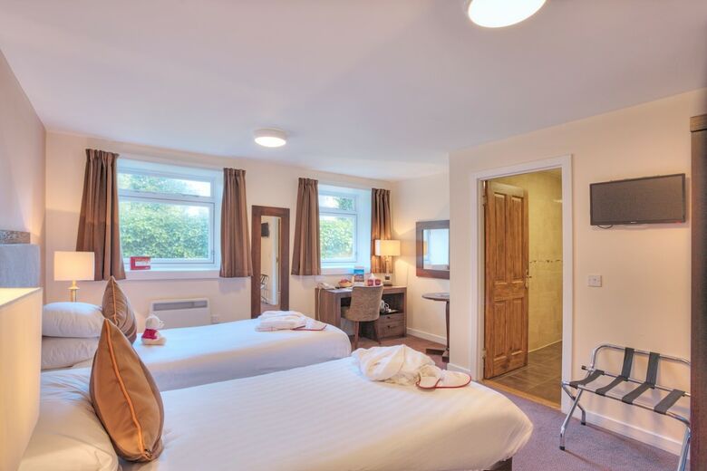 Newton Hotel