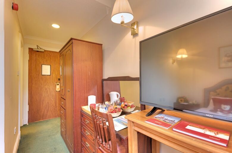 Newton Hotel