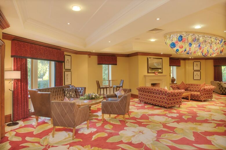 Newton Hotel