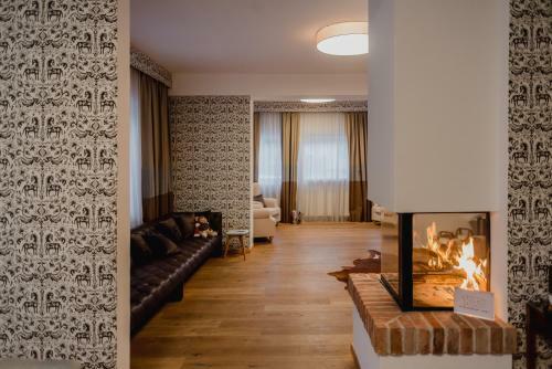 Bentley Motors Lodge