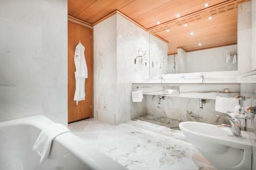 Hotel Krumers Alpin ? Your Mountain Oasis