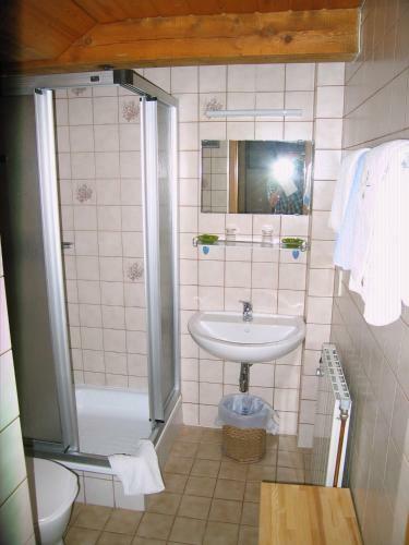 Hostal G�stehaus Sonnenwinkel - Villa R�sler