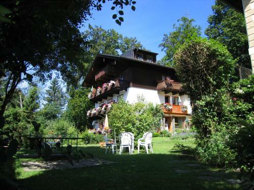 Hostal G�stehaus Sonnenwinkel - Villa R�sler
