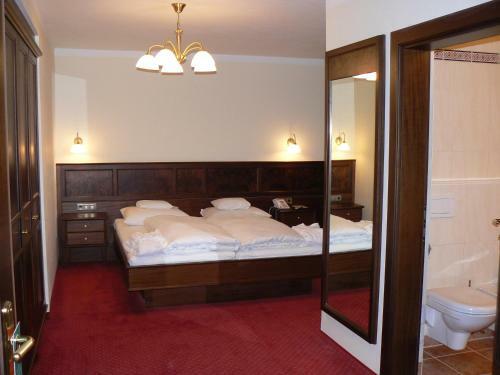 Hotel Eagles Inn