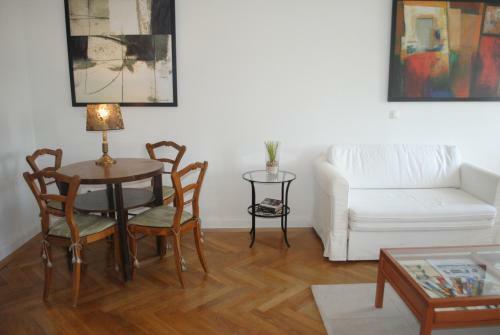 Kunsthaus Apartments