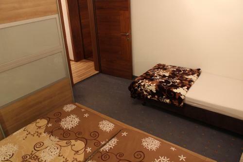 Apartments Leszek Elis 141