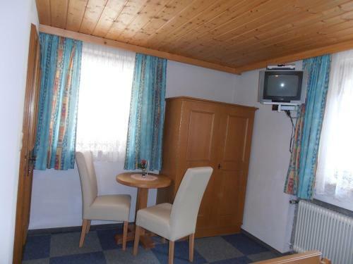 Hostal Haus Paznaun