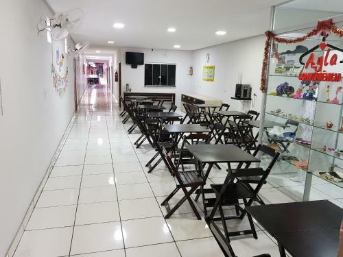 New Center Hotel