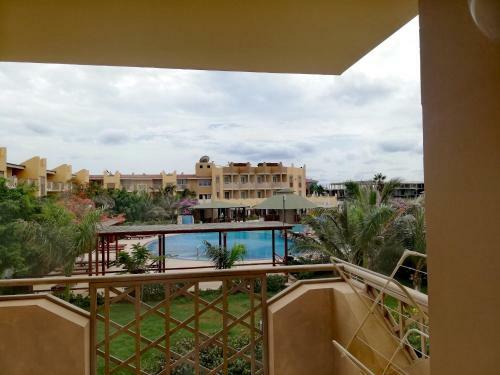 Aparthotel Tropical