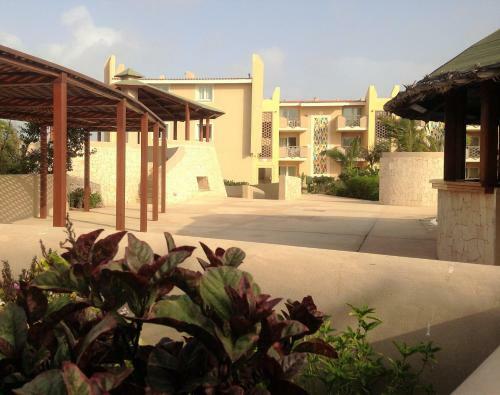Aparthotel Tropical