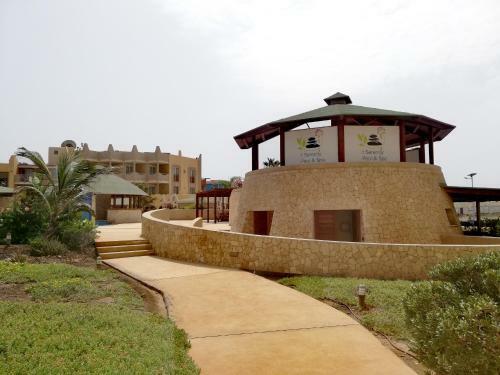 Aparthotel Tropical