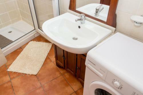 2 Bedroom Beachfront Apartment - Porto Antigo 2