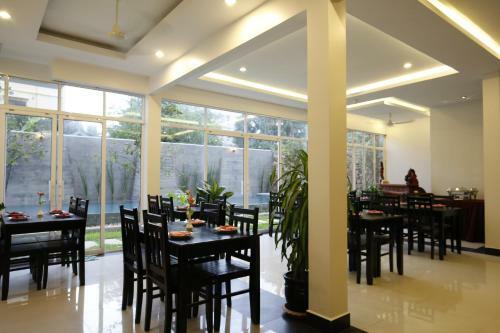 Holy Angkor Deluxe Hotel
