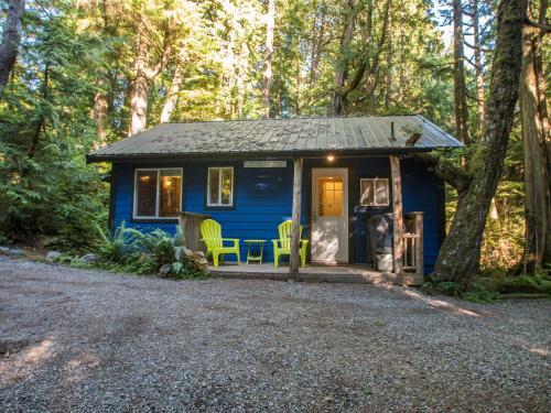 Surfs Inn Rainforest Cottages