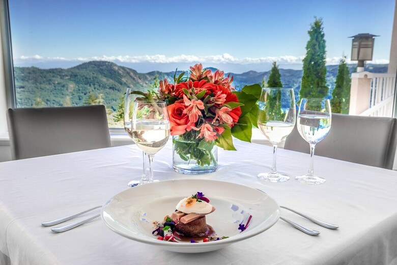 Hotel Villa Eyrie Resort