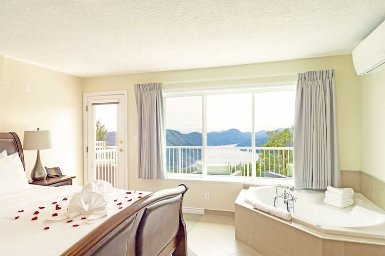 Hotel Villa Eyrie Resort