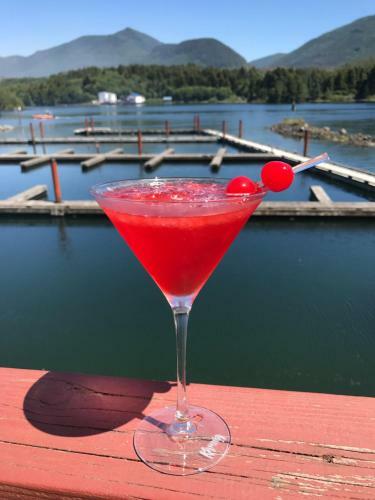 Motel Island West Resort