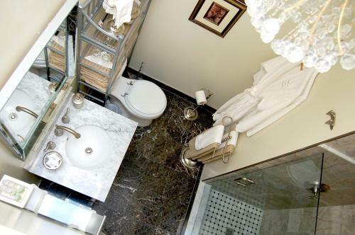 Hostal Luisa's Suite Retreat