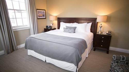 124 On Queen Hotel & Spa