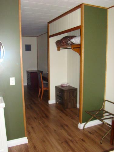 Motel Paddock Inn