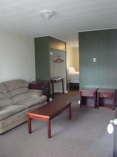 Motel Paddock Inn