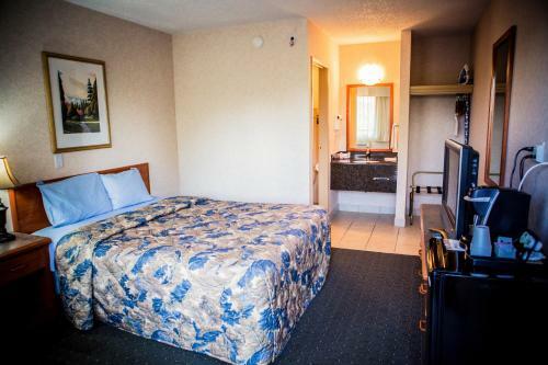 Langley Hwy Hotel
