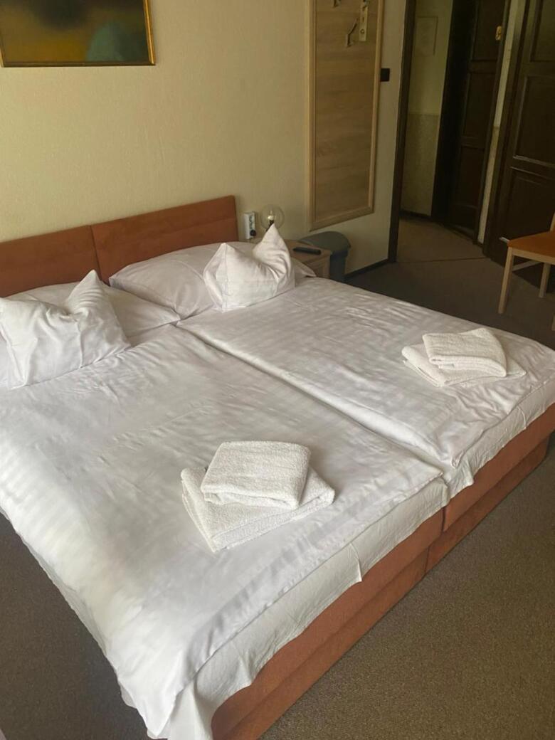 Hotel Moln�r