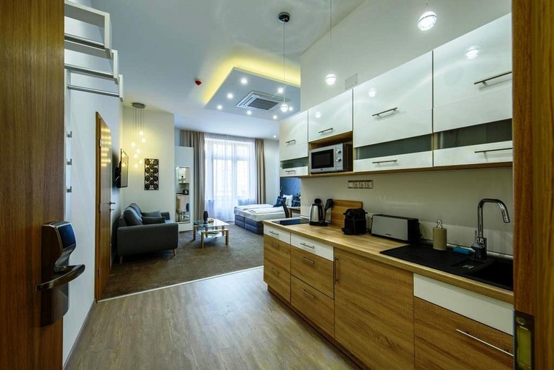 Hotel Karoly Corner Residences
